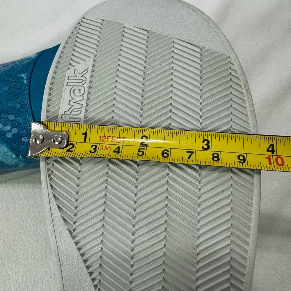 NWOT SoftWalk Maya Snakeskin Print Waterproof Slip-On Sneaker in Blue Waves 8.5 - Picture 15 of 16